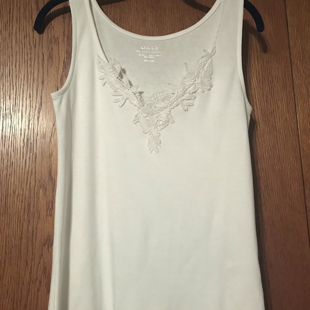 Chicos lace trim tank optic white Chicos size 0